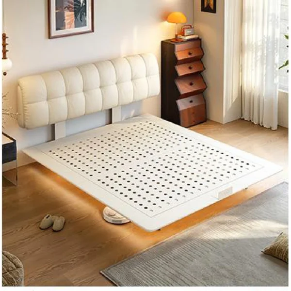 YR 002 Bed