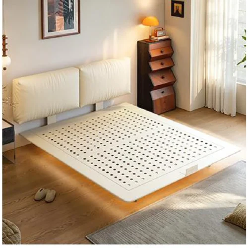 YR 003 Bed